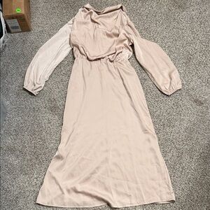 Elegant Blush Pink Women's Dress silk size medium never worn